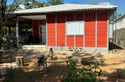 Chácara para venda, itanhaém / sp. possui 03 dormitórios e árvores frutiferas