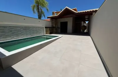 Casa para Venda em Peruíbe, Nova Peruibe, 2 dormitórios, 1 suíte, 2 banheiros, 2 vagas