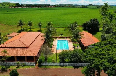Fazenda à venda na Avenida Paraná, 10, Zona Rural, Uraí