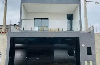 Sobrado a venda com 187m² - 04 dormitórios 01 suíte - 03 vagas de garagem