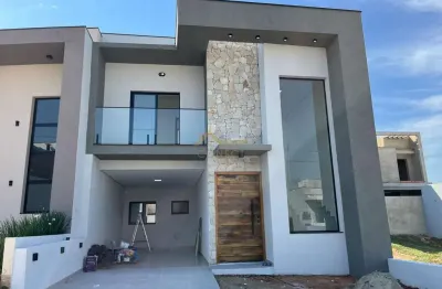 Casa em condomínio no jardim eucaliptos em sorocaba, 130m²,  03 dormitórios, 01 suíte , 02 vagas de garagem.