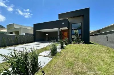 Linda casa à venda no condomínio pedra de inoã – itaipuaçu, maricá.