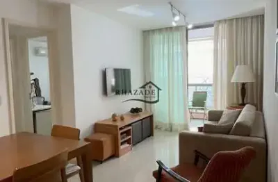 Lindo apartamento de 2 quartos em charitas, niterói.