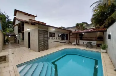 Excelente casa 4 quartos em camboinhas – niterói/rj.