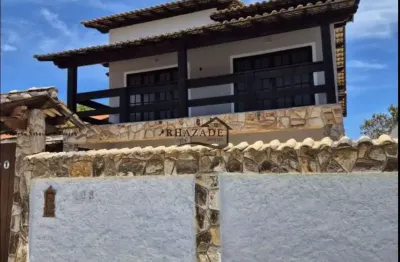 Excelente casa duplex no condomínio amóli em itaipu niterói.