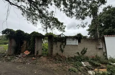 Excelente terreno plano e murado de posse no condomínio amoli em itaipu/niterói.