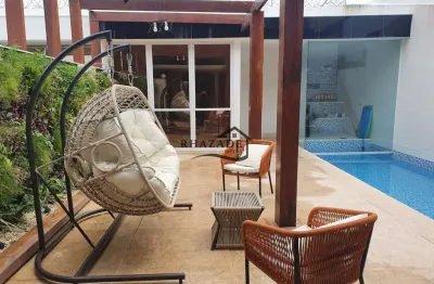 Casa com 3 quartos para alugar na Rua José de Carvalho Heitor, 19, Camboinhas, Niterói