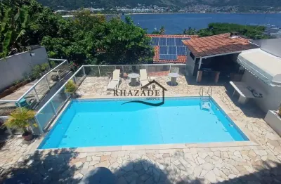 Casa alto padrão na estrada fróes em são francisco/niterói.