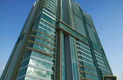 Mobiliado, decorado com vaga de barco...  super exclusivo, venha conhecer.