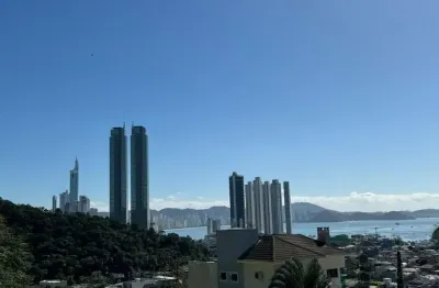Terreno em bc.. com 480m2 vista mar,  ótima estrutura de lazer, venha conhecer e fazer proposta