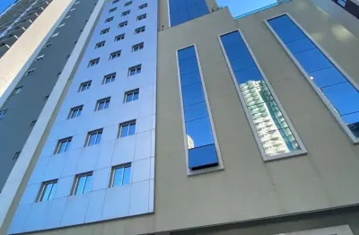 Oportunidade apto diferenciado... 3 suítes, 4 bwc, 3 vagas, pronto, semi-mobiliado, venha conhecer