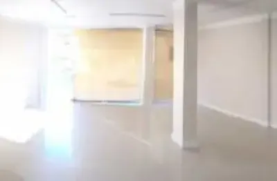 Sala térrea no centro de bc com 69m2 e vaga de garagem numerada, com cond. de ar e outros