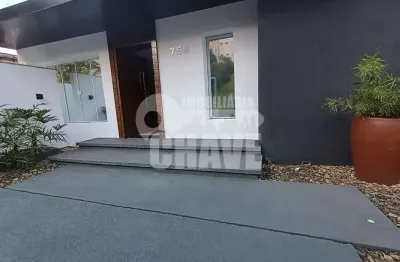 Casa comercial na rua uruguai para locação, centro, londrina - pr