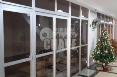 Ponto comercial com 1 sala à venda no Centro, Londrina 