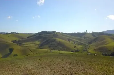 Igaratá: viva o melhor do campo em uma fazenda incrível!