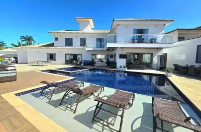 Casa independente à venda com 10 quartos, 8 suítes, piscina em geriba, armação dos buzios rj