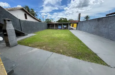 Casa no gaivota a 300m da praia – 4 dorms + edícula e escritura! espaço para 8 carros