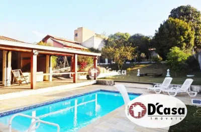 Excelente chácara a venda de 1762m² com piscina, rancho gourmet e galpão com mais de 250m² no bairro baronesa, taubaté-sp