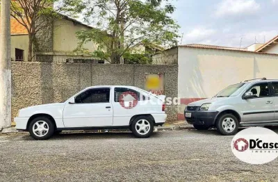 Casa antiga à venda com 150m² de terreno, centro, taubaté-sp.