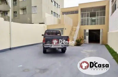 Casa à venda com 3 quartos, para fim comercial, na avenida independência, taubaté-sp.