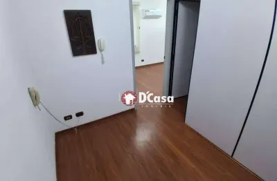 Sala comercial com 3 salas para alugar na Rua Duque de Caxias, Centro, Taubaté