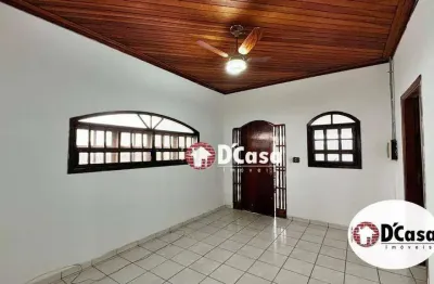Casa térrea à venda com 3 quartos, mais 2 casas no mesmo lote, bairro chácara do visconde, taubaté-sp.