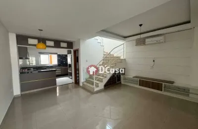 Casa com 3 dormitórios para alugar, 121 m² por R$ 3.818,35/mês - Vila Areao - Taubaté/SP