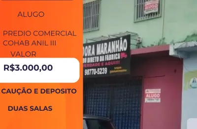 Prédio comercial cohab prox da escola adventista da cohab .