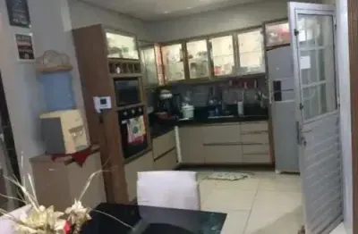 VENDO – Excelente Casa Duplex no Planalto Turu 3  Próximo ao Condomínio Mirante do Turu