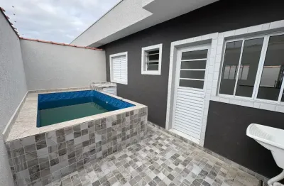 Casa em condomínio no cibratel 2 – itanhaém/sp | 2 dorms (1 suíte), piscina e churrasqueira