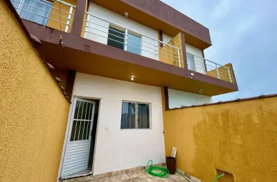 Casa no bairro são joão batista em peruíbe com 2 dormitórios próxima à praia