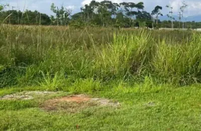 Terreno em condomínio fechado bougainville 5 em peruíbe – 1.072m² a 100m do mar, com estrutura de lazer!