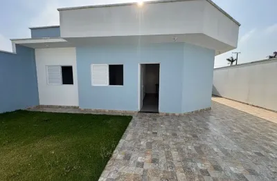 Casa no maria helena novaes em peruíbe – 400m do mar com 3 dormitórios e suíte
