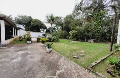 Chácara no armando cunha em peruíbe com 2.500m², piscina, lago e espaço gourmet