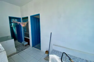 Casa com amplo terreno e árvores frutíferas no jardim são fernando em itanhaém