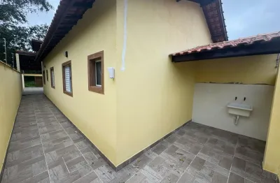 Casa no jardim regina em itanhaém, lado praia a 800m do mar com piscina, área gourmet