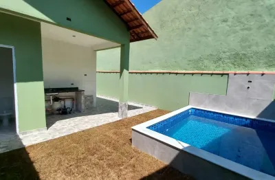 Casa com Piscina no Jardim das Palmeiras em Itanhaém – Aceita Financiamento