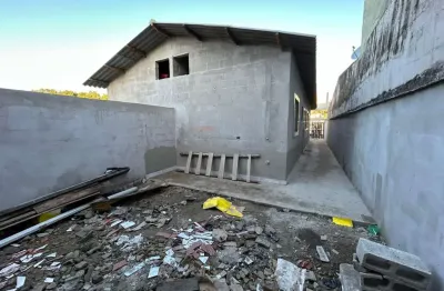 Casa para venda em itanhaém, suarão, 2 dormitórios, 1 banheiro, 2 vagas