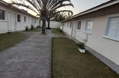 Casa na praia com piscina em itanhaém por r$ 195.000,00