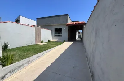 Casa na estância dos eucaliptos em peruíbe com 2 quartos e escritura a 3km da praia