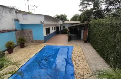 Casa na praia lado serra com piscina em itanhaém por r$ 320.000,00