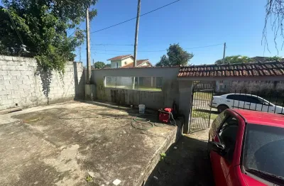 Casa lado serra a 400 m da rodovia, em peruíbe por r$ 200.000,00