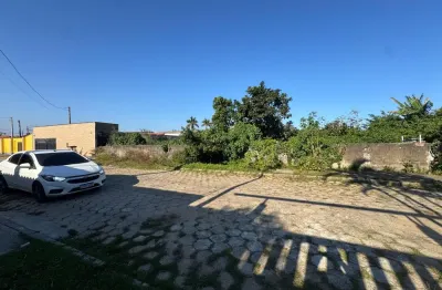 Terreno localizado lado praia em Itanhaém, a 250 m da praia, com documentação em escritura.