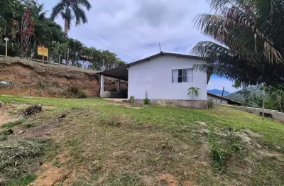 Terreno localizado lado praia em Itanhaém, a 1,3 km do mar, em rua pavimentada, com 264 m² de área total – Escritura.