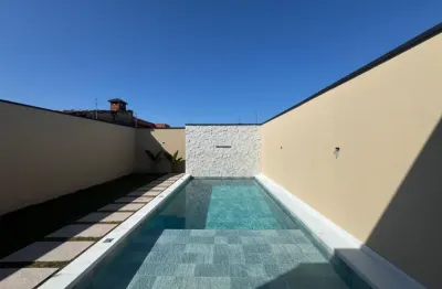 Casa com piscina e 2 quartos em itanhaém - r$ 435.000,00.