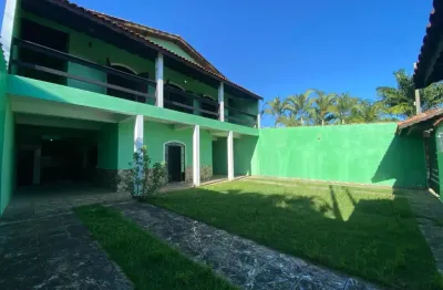 Casa com 8 quartos e área gourmet em itanhaém - r$ 550.000,00.
