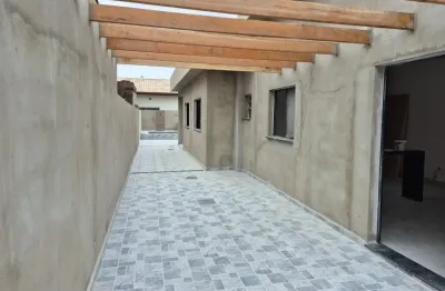 Casa à 800m do mar com piscina e área gourmet, no bairro jardim grandesp