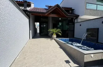 Casa à venda com piscina e área gourmet com churrasqueira, no bairro jardim ribamar