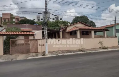 Casa com 4 quartos à venda na vereador josé jacob, 180, são roque, laranjal paulista por r$ 430.000