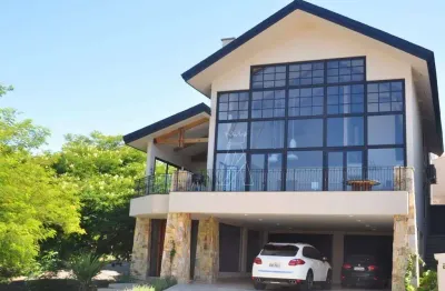 Casa em condomínio fechado com 4 quartos para alugar na Alameda das Quaresmeiras, --, Tamboré, Santana de Parnaíba
